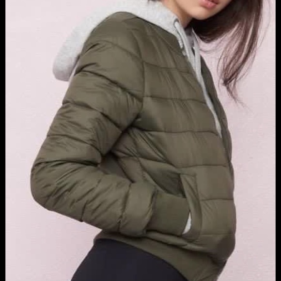 Garage - Packable Puffer - Picture 2 of 4